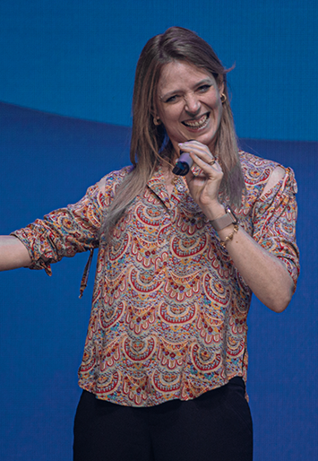 Pra. Esther Helland